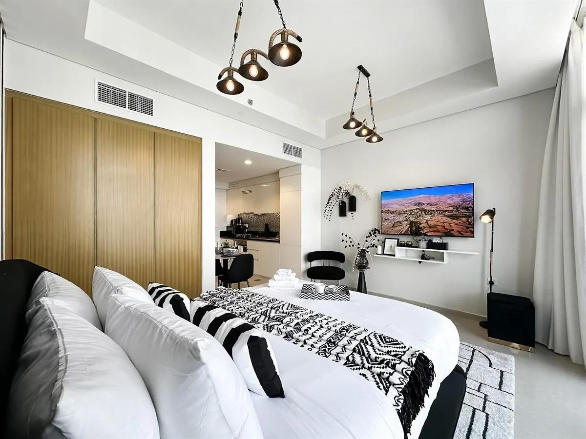 شقة Trophy-Twilight Edge Studio 55Th Floor W Lush Lagoon Pool دبي