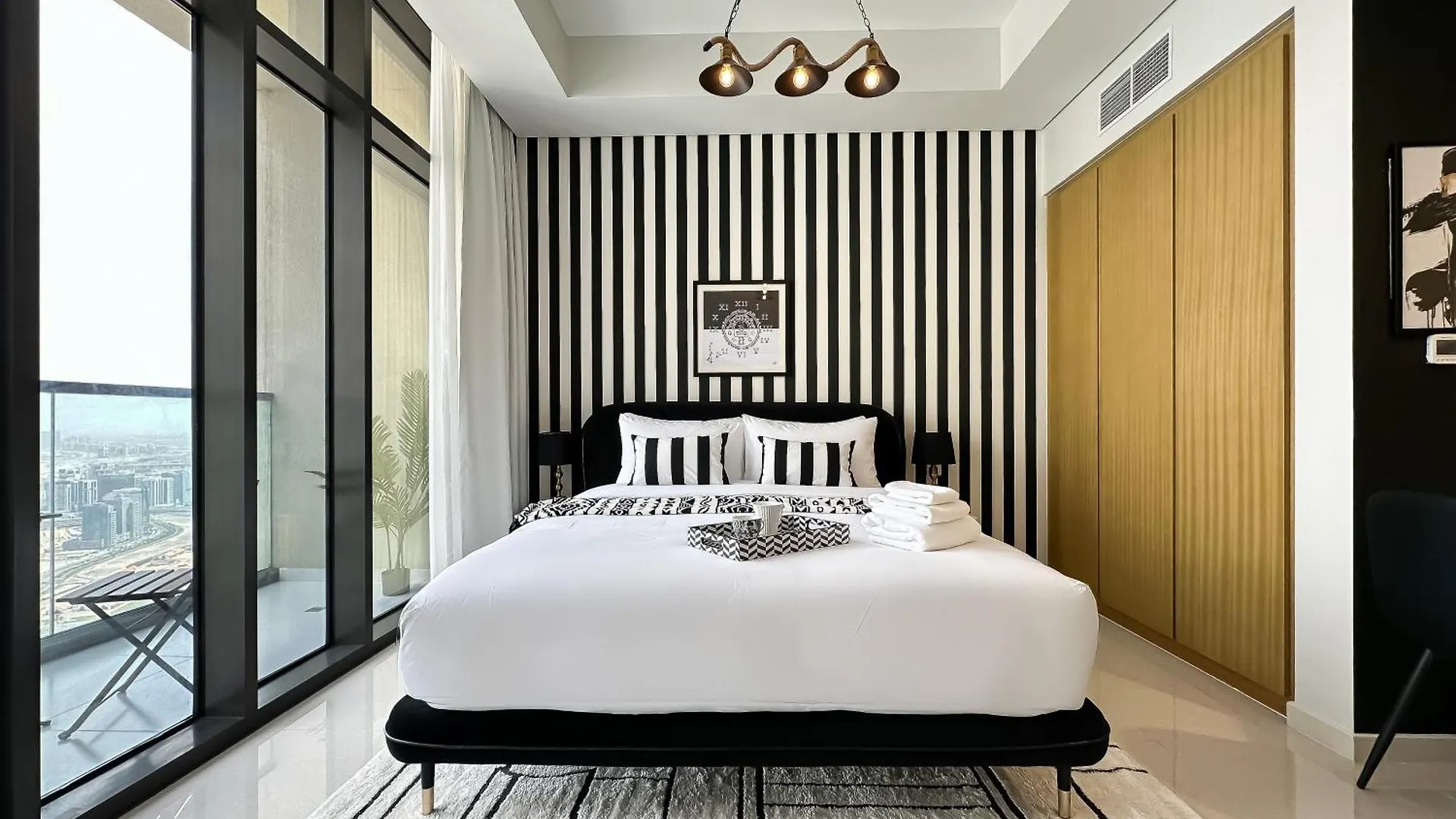 Trophy-Twilight Edge Studio 55Th Floor W Lush Lagoon Pool دبي