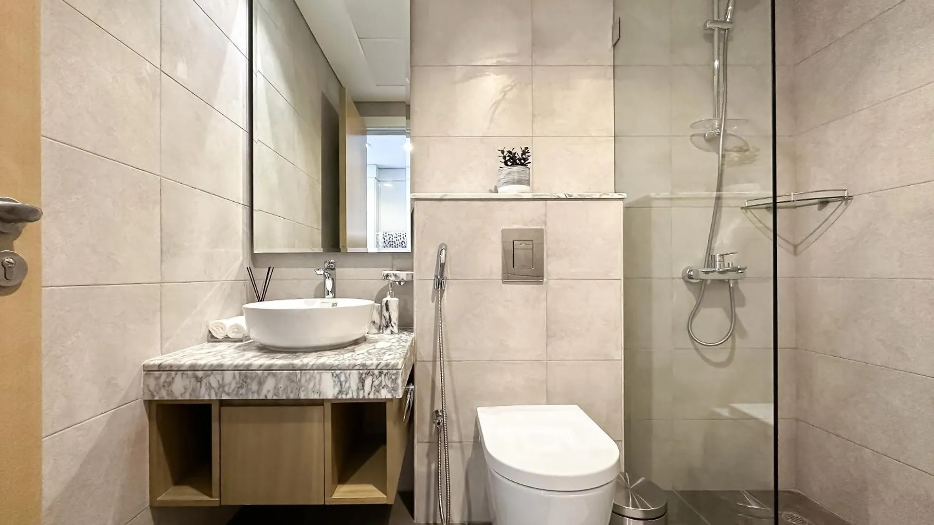 Apartment Trophy-Twilight Edge Studio 55Th Floor W Lush Lagoon Pool Dubai