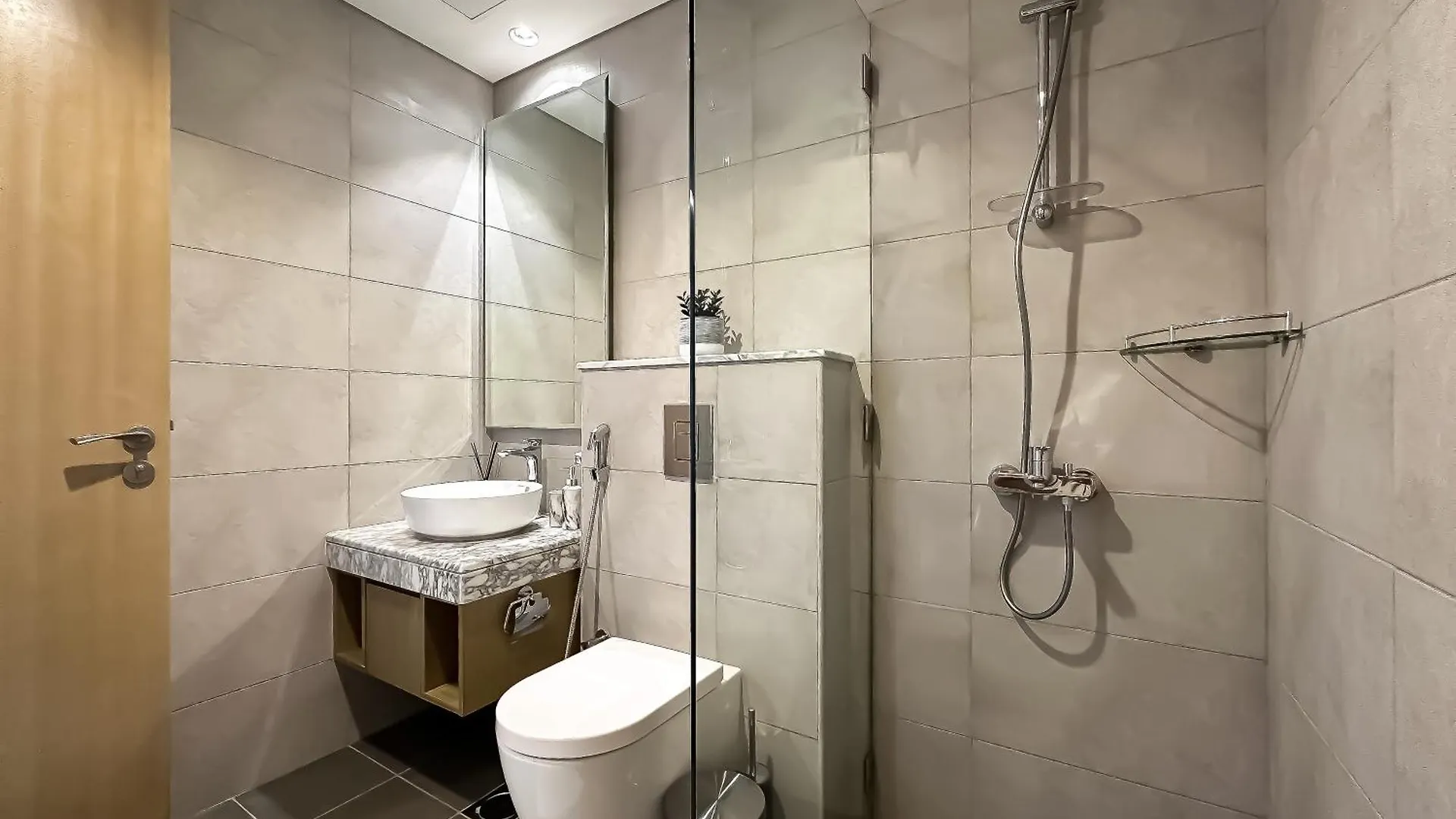 Trophy-Twilight Edge Studio 55Th Floor W Lush Lagoon Pool Dubai Apartment