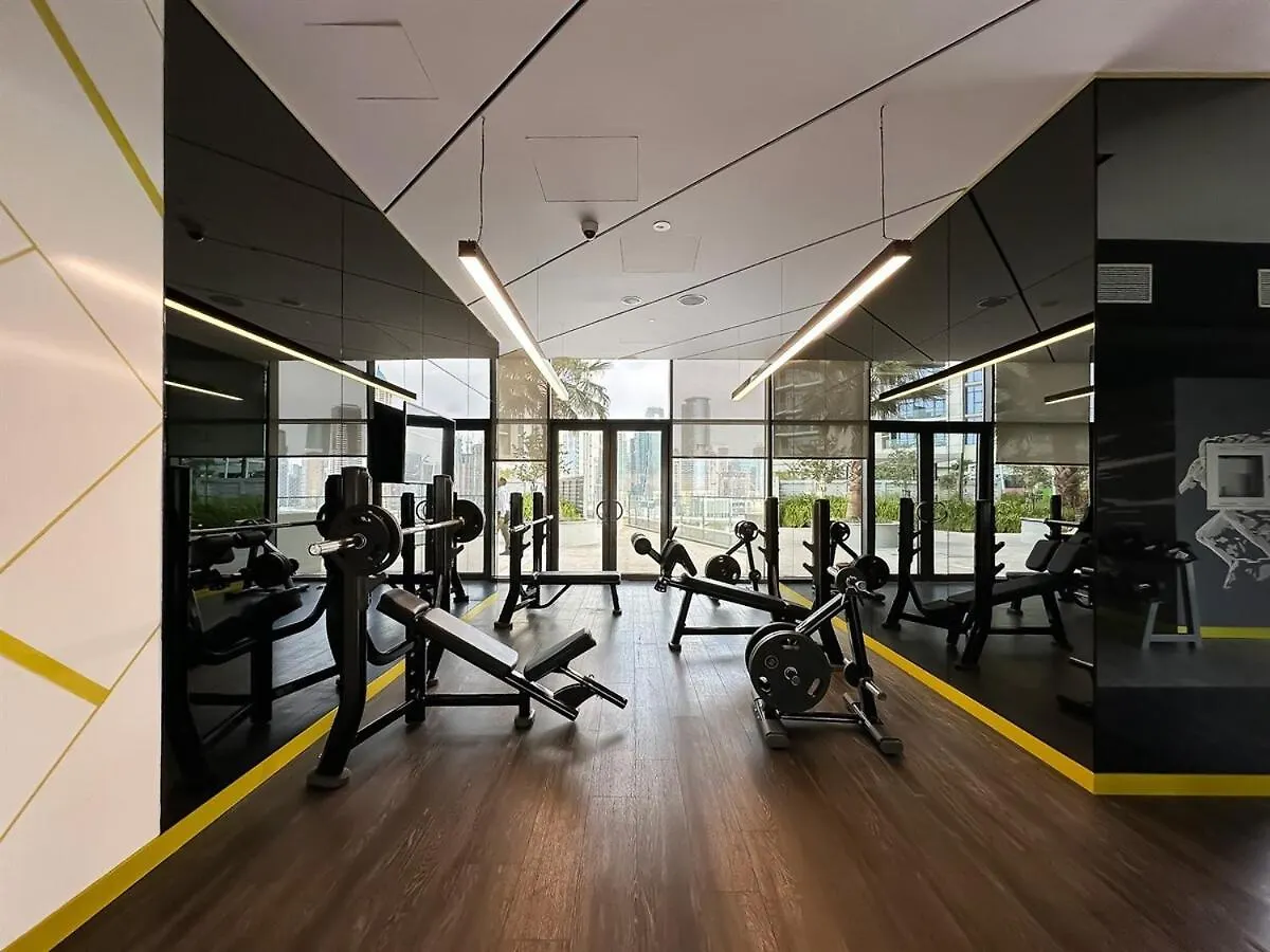 Trophy-Twilight Edge Studio 55Th Floor W Lush Lagoon Pool Dubai