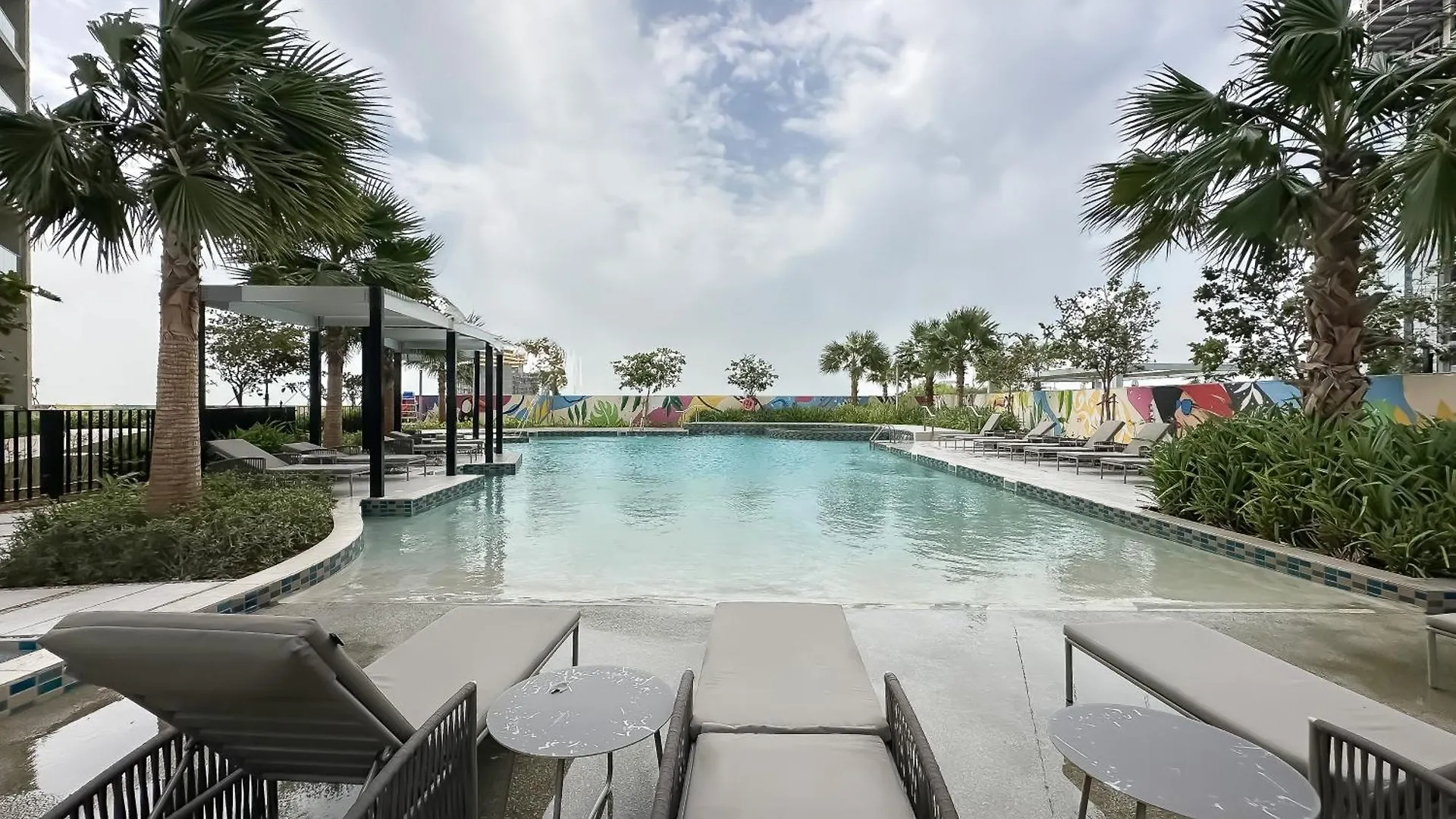 Apartment Trophy-Twilight Edge Studio 55Th Floor W Lush Lagoon Pool Dubai