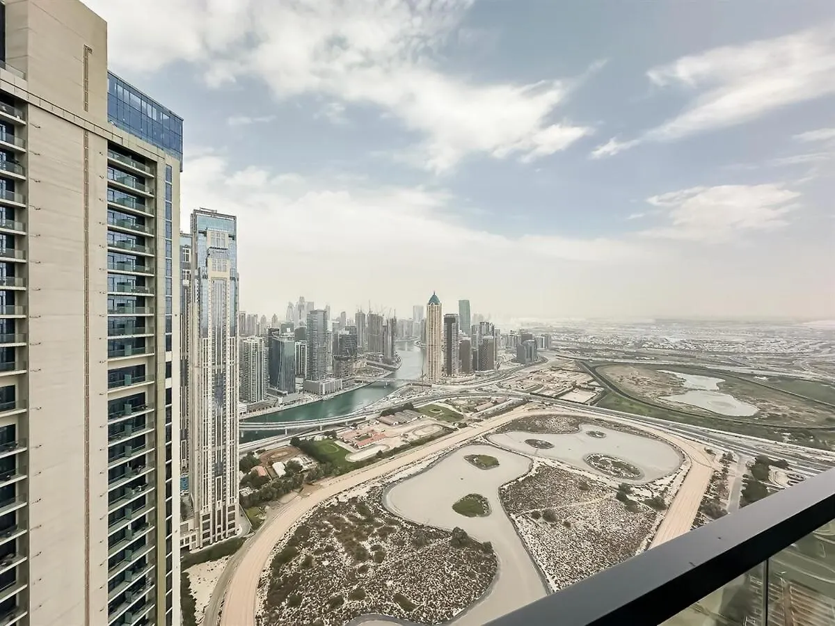 Trophy-Twilight Edge Studio 55Th Floor W Lush Lagoon Pool Dubai